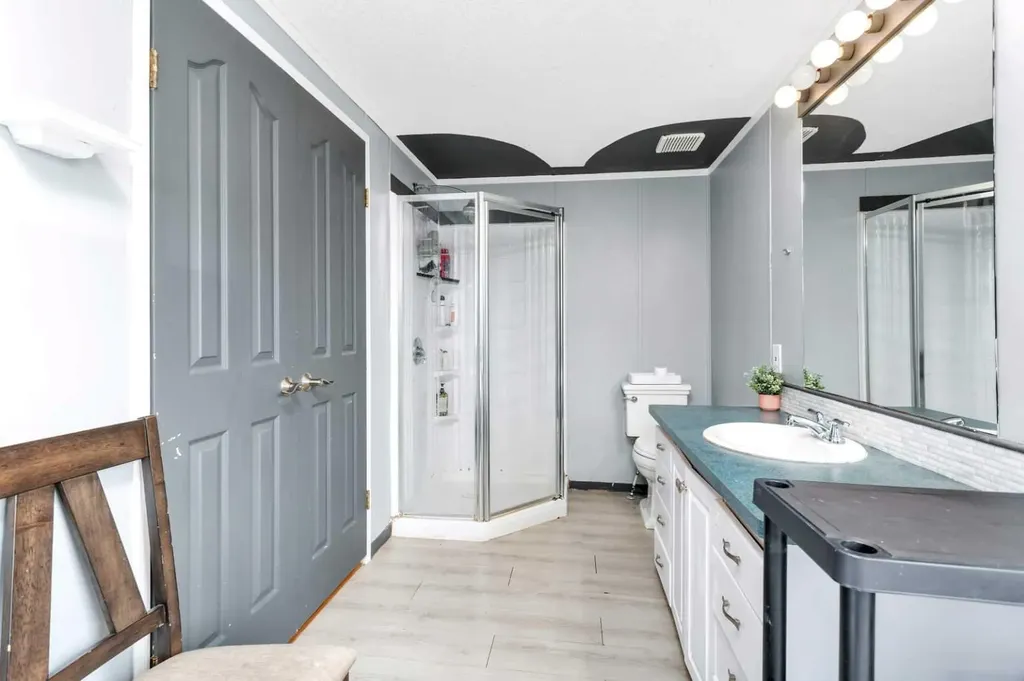 4520 59 Street Rocky Mountain House AB T4T 1N9