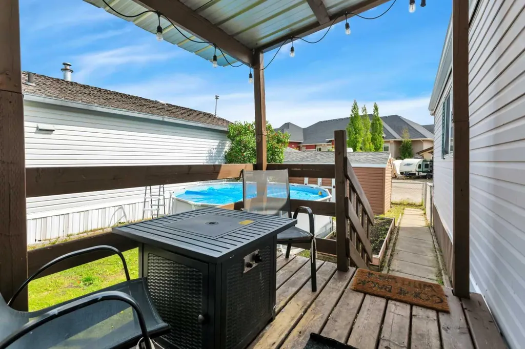 4520 59 Street Rocky Mountain House AB T4T 1N9