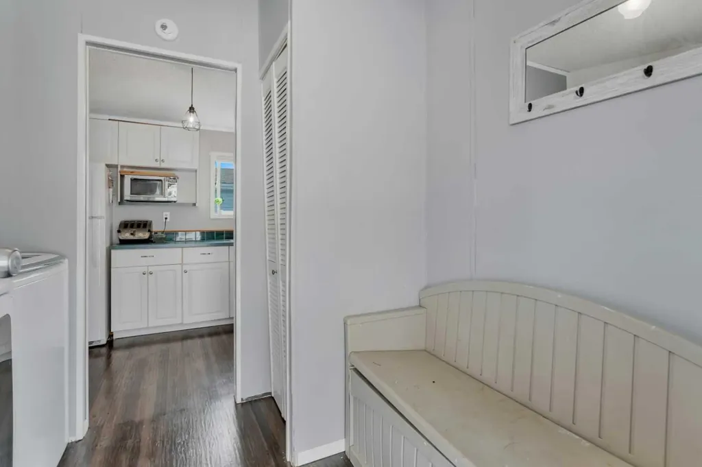 4520 59 Street Rocky Mountain House AB T4T 1N9