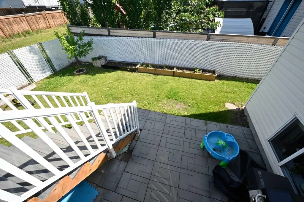10626 Royal Oaks Drive Grande Prairie AB T8V 8G3
