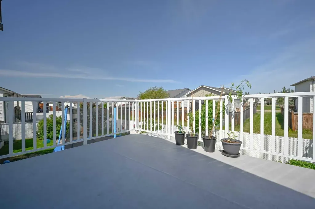 10626 Royal Oaks Drive Grande Prairie AB T8V 8G3