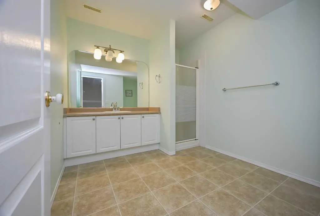 10626 Royal Oaks Drive Grande Prairie AB T8V 8G3
