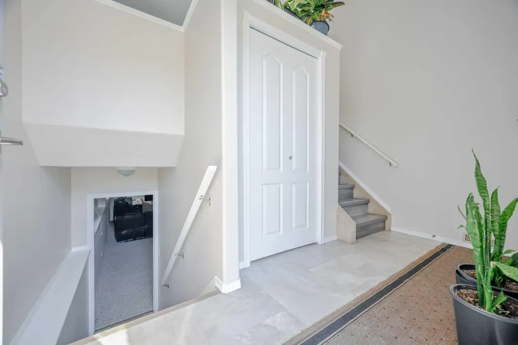 10626 Royal Oaks Drive Grande Prairie AB T8V 8G3
