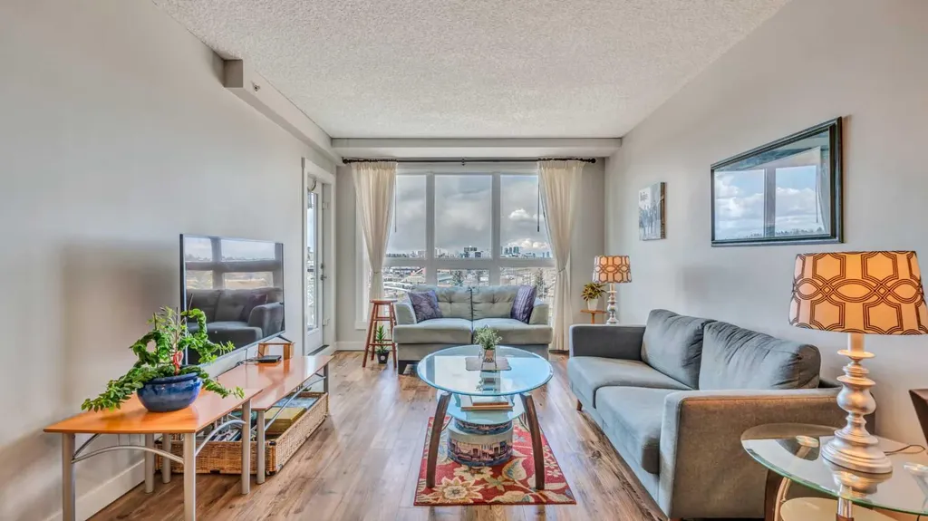 8710 Horton Road SW Calgary AB T2V 0P7