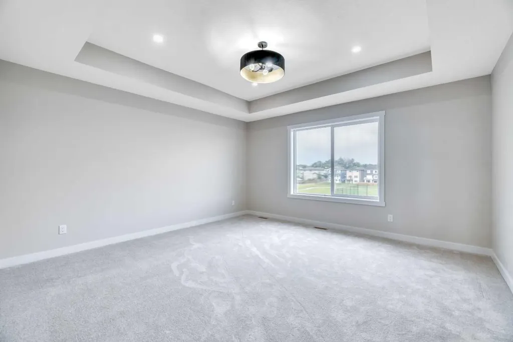 112 Lakewood Crescent Strathmore AB T1P 2J9