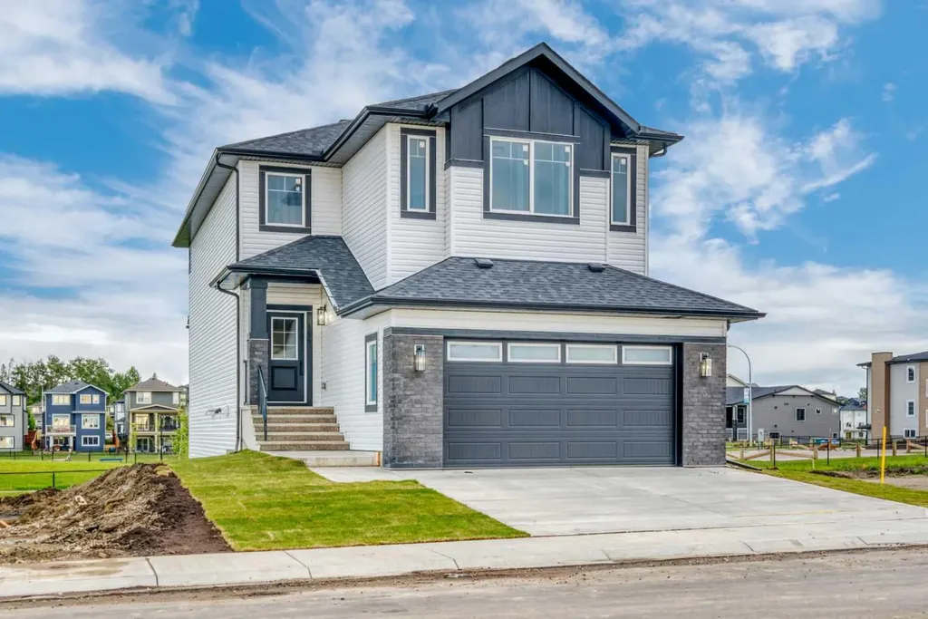 112 Lakewood Crescent Strathmore AB T1P 2J9