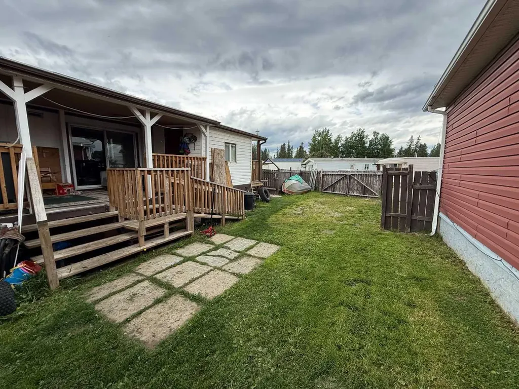133 Jarvis Street Hinton AB T7V 1R9