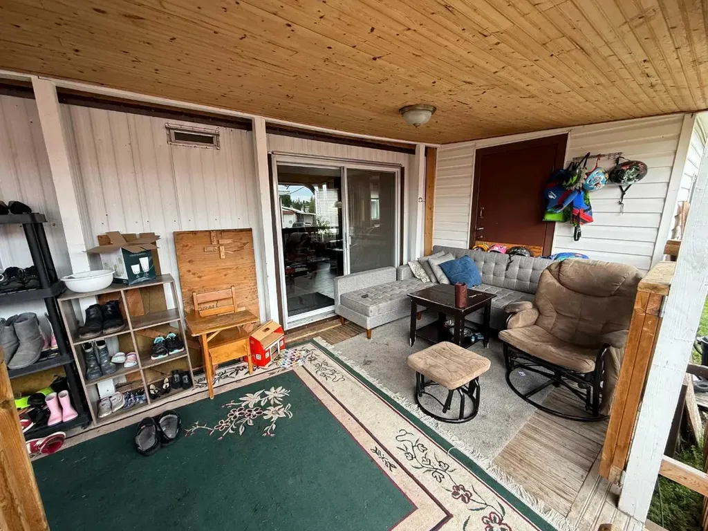 133 Jarvis Street Hinton AB T7V 1R9