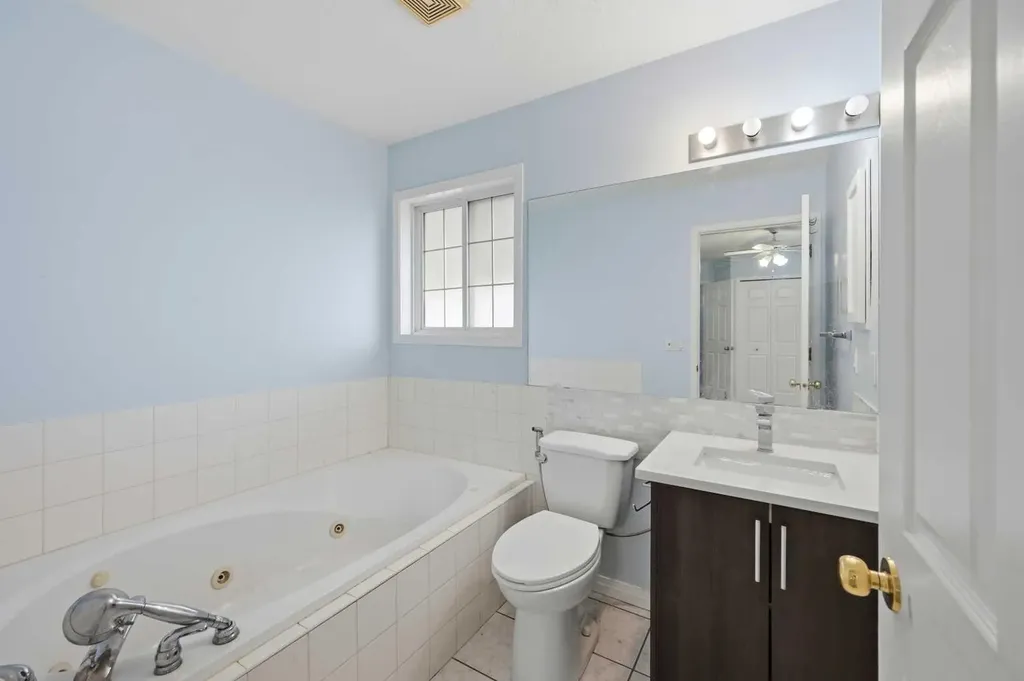 141 Tarawood Place NE Calgary AB T3J 5B4
