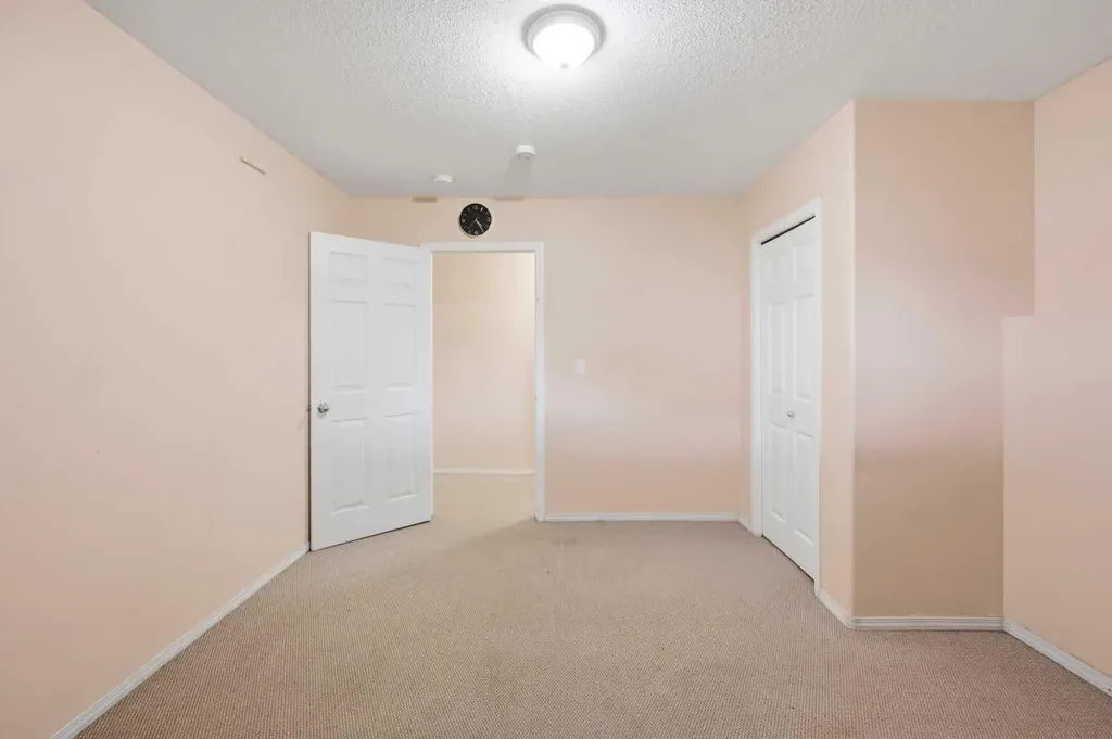 141 Tarawood Place NE Calgary AB T3J 5B4