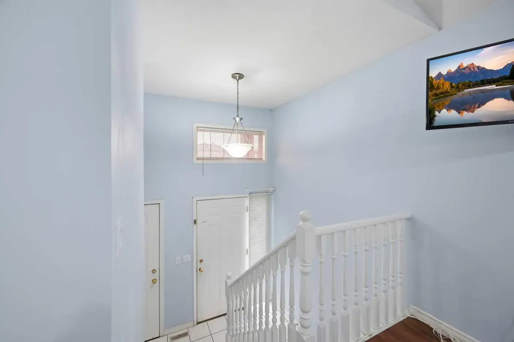 141 Tarawood Place NE Calgary AB T3J 5B4