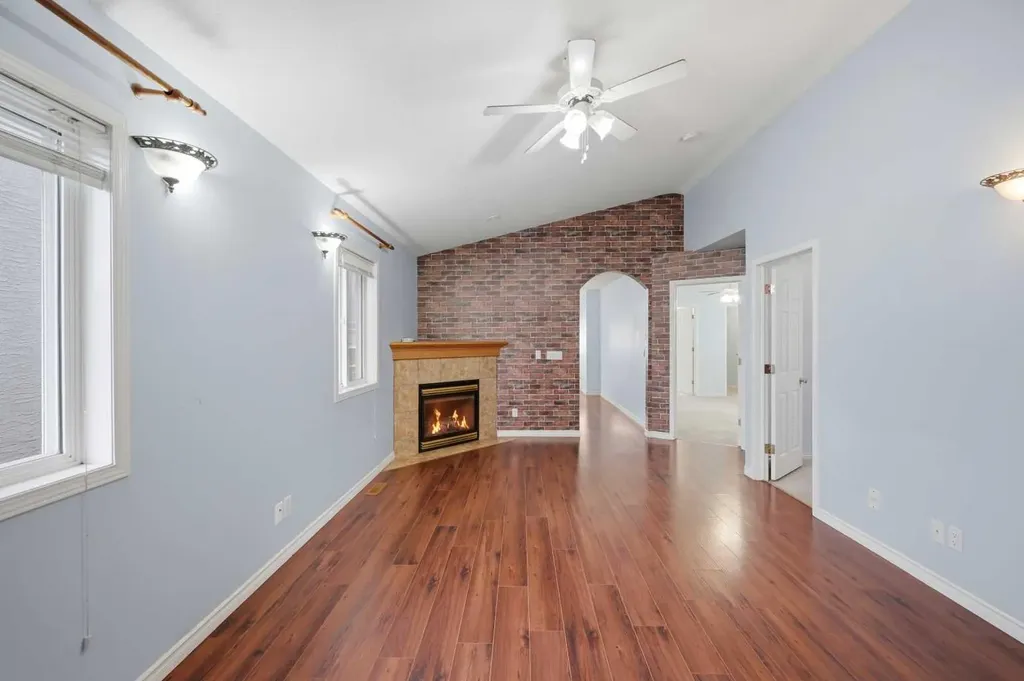 141 Tarawood Place NE Calgary AB T3J 5B4