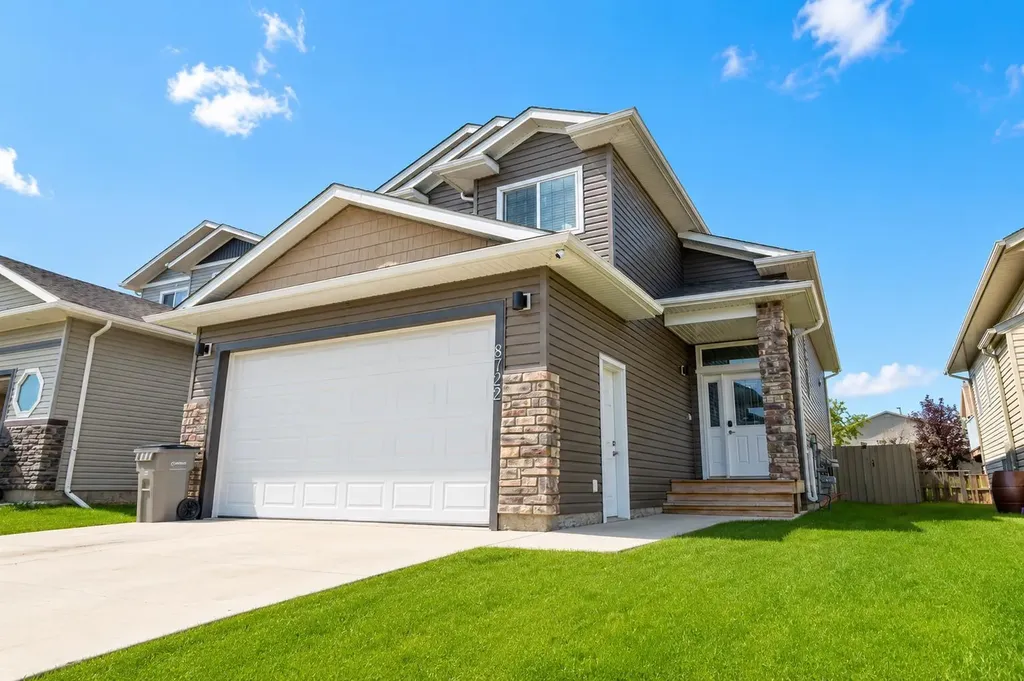8722 Willow Drive Grande Prairie AB T8X 0G8