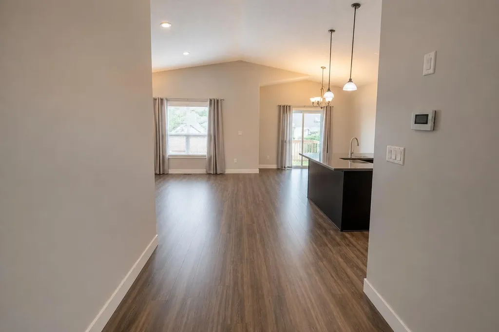 8722 Willow Drive Grande Prairie AB T8X 0G8