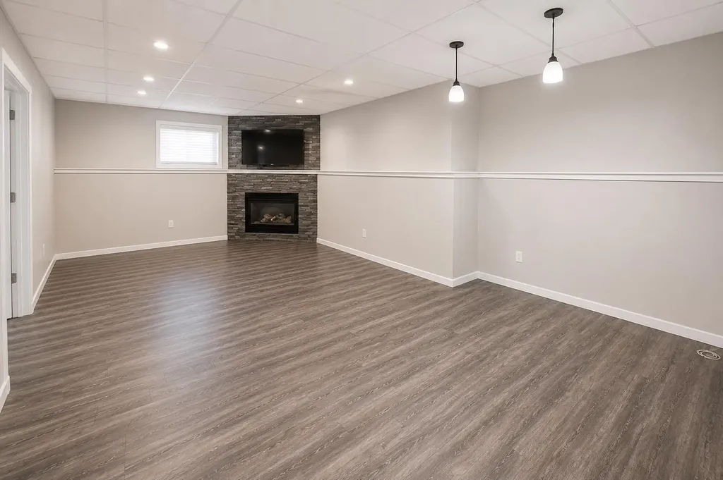 8722 Willow Drive Grande Prairie AB T8X 0G8