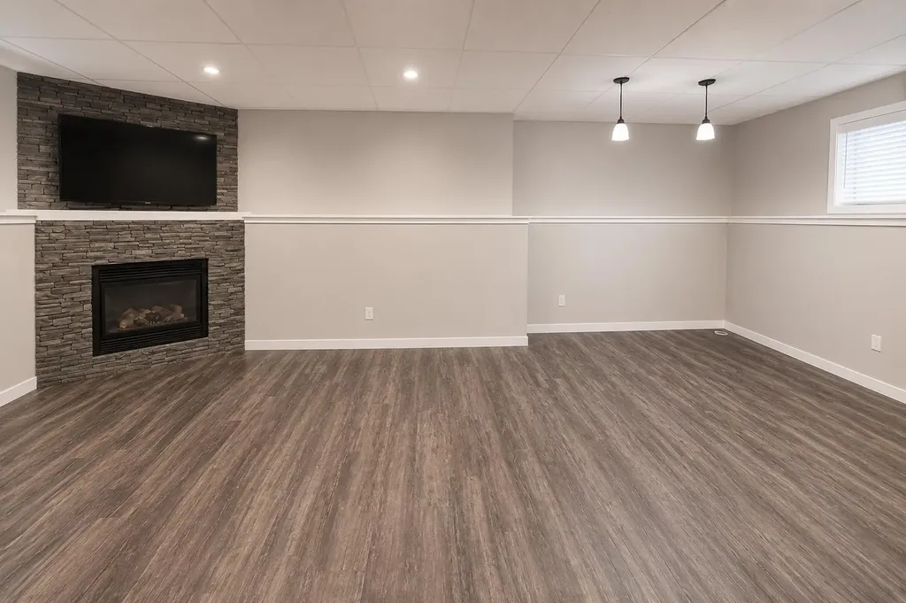 8722 Willow Drive Grande Prairie AB T8X 0G8