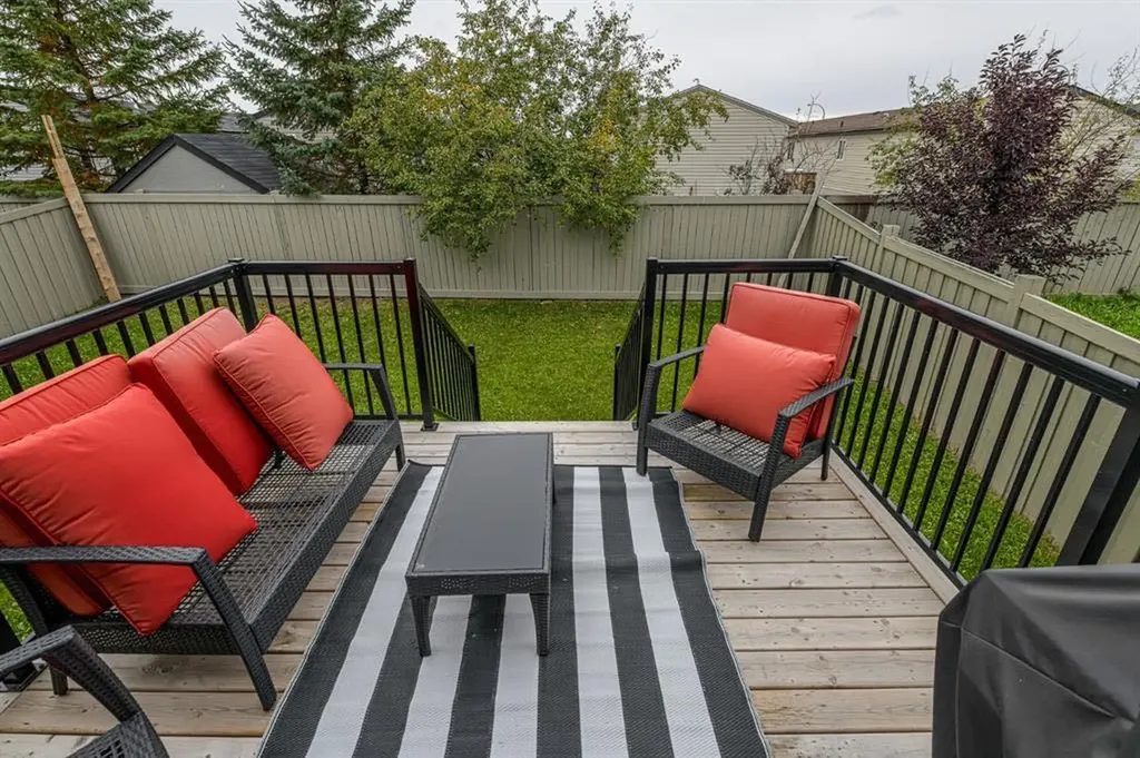 8722 Willow Drive Grande Prairie AB T8X 0G8