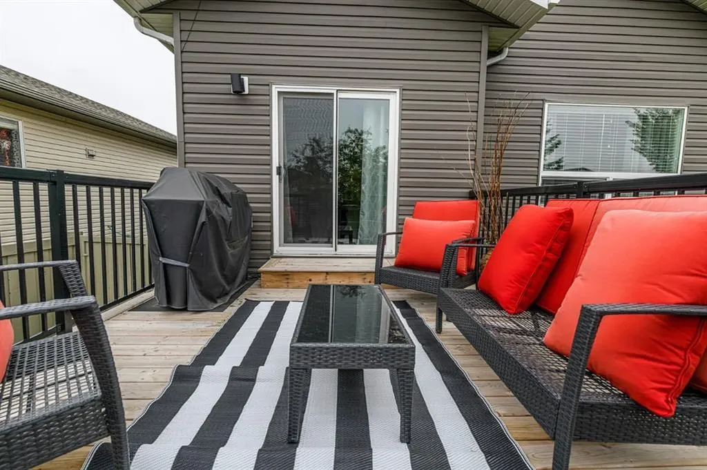 8722 Willow Drive Grande Prairie AB T8X 0G8