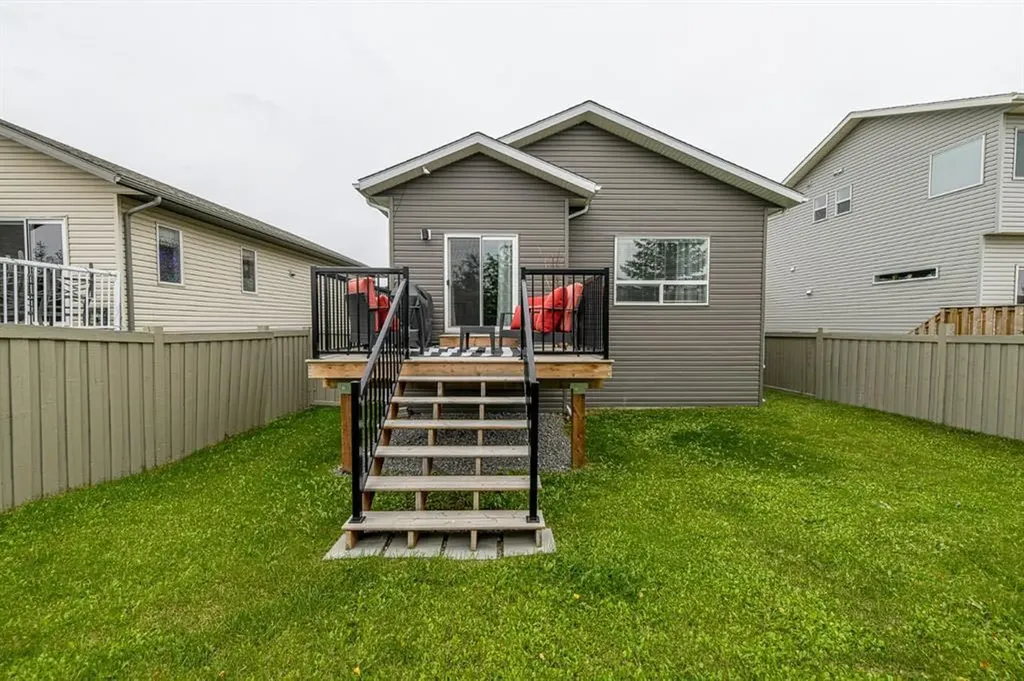 8722 Willow Drive Grande Prairie AB T8X 0G8
