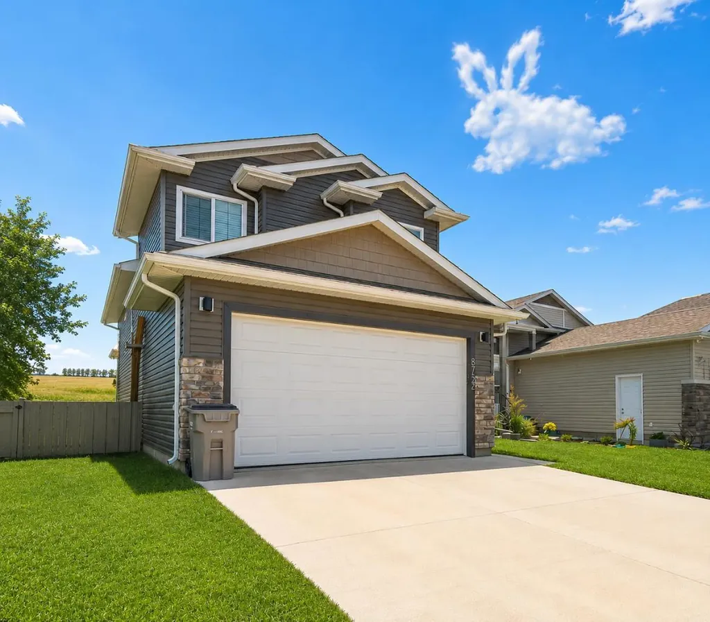 8722 Willow Drive Grande Prairie AB T8X 0G8