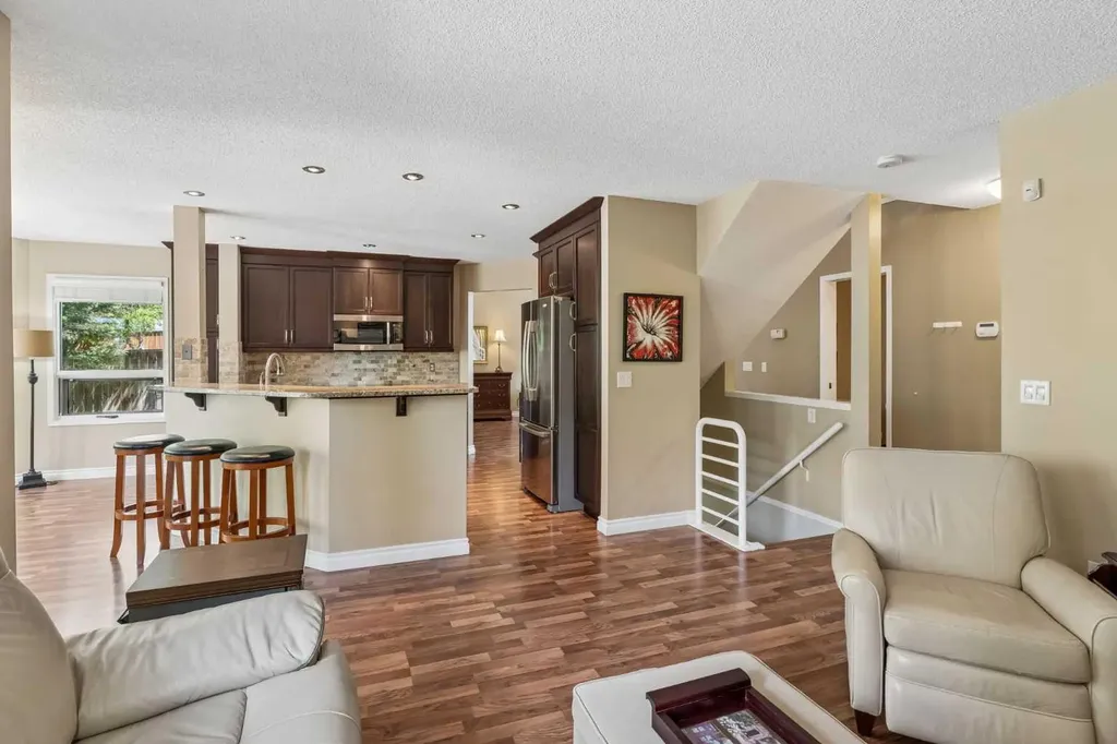67 Hawkwood Drive NW Calgary AB T3G 3H9