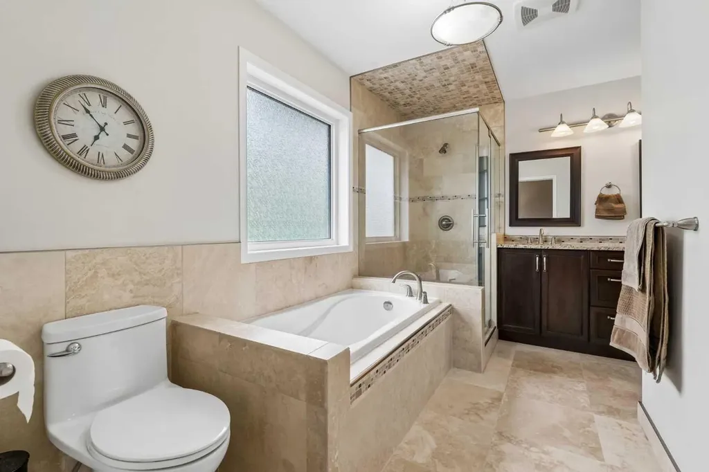 67 Hawkwood Drive NW Calgary AB T3G 3H9
