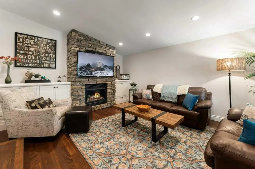 648 97 Avenue SE Calgary AB T2J 0H4