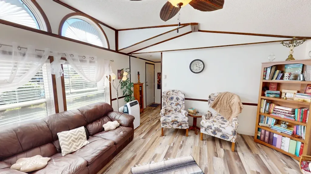 626 3 Avenue Bassano AB T0J0B0
