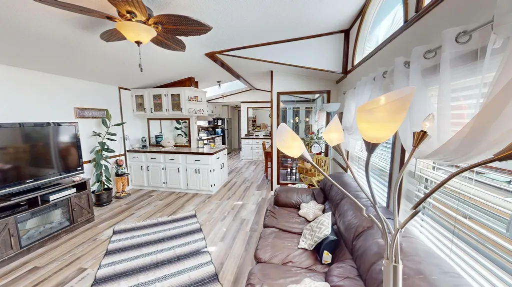 626 3 Avenue Bassano AB T0J0B0
