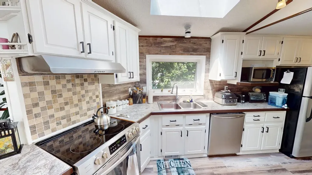 626 3 Avenue Bassano AB T0J0B0