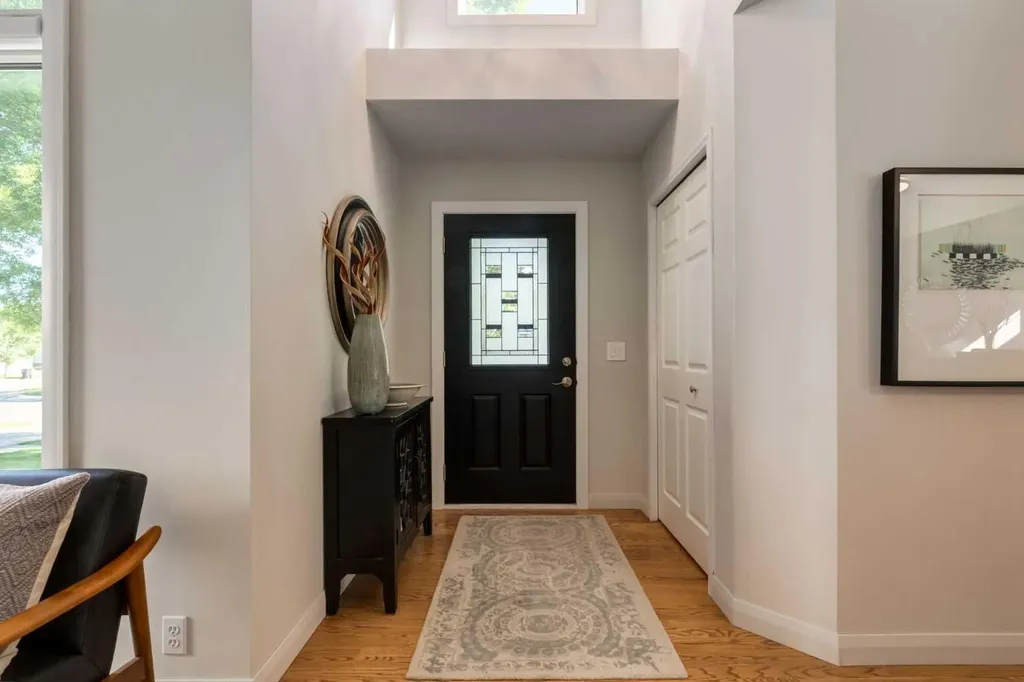 37 Douglasview Circle SE Calgary AB T2Z 2P4
