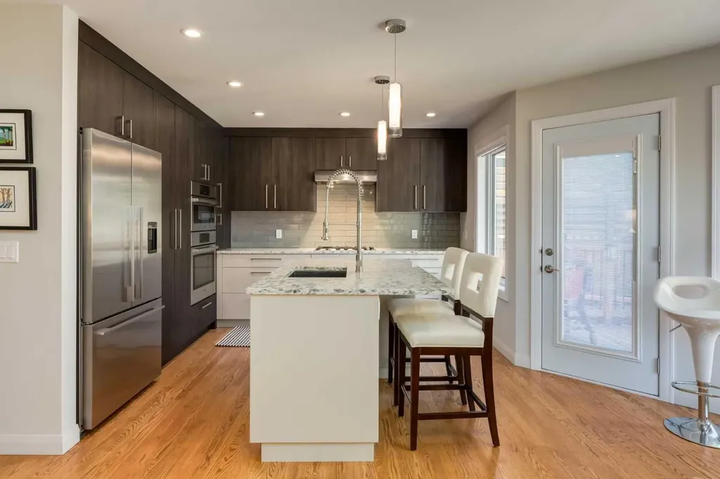 37 Douglasview Circle SE Calgary AB T2Z 2P4