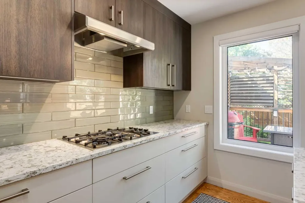 37 Douglasview Circle SE Calgary AB T2Z 2P4