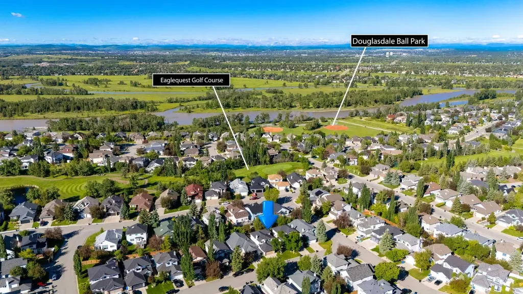 37 Douglasview Circle SE Calgary AB T2Z 2P4