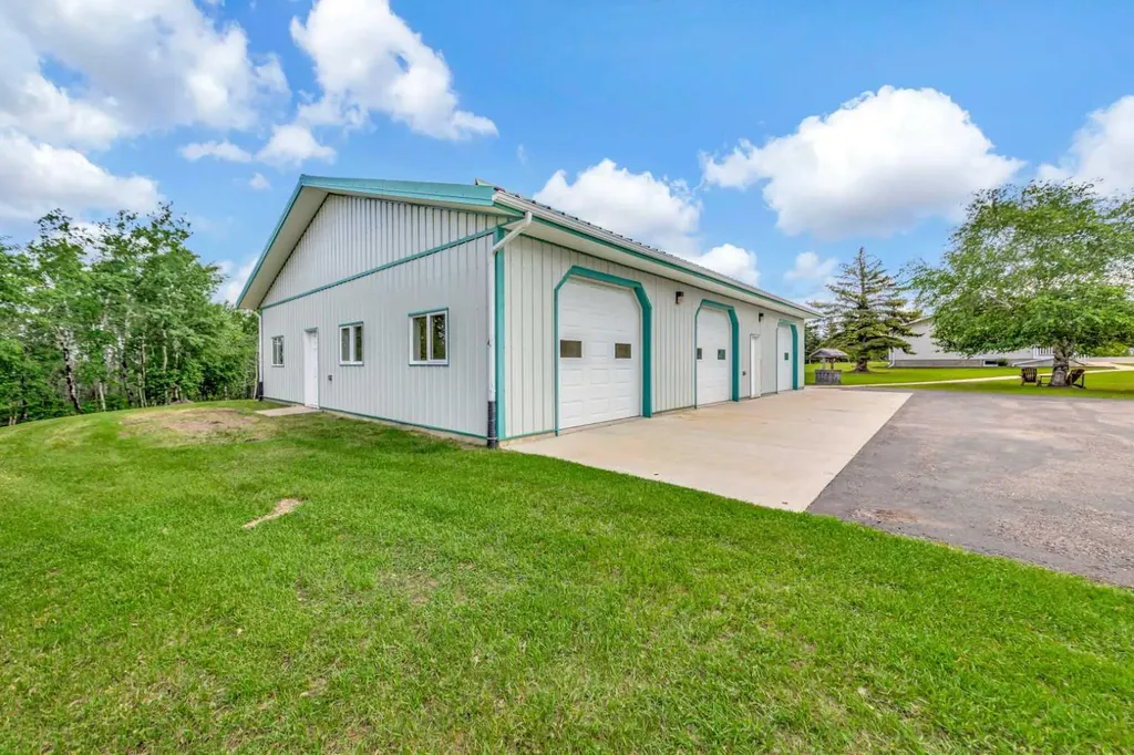 20 Big Gully Road Rural Vermilion River County Of AB T9V 3A7