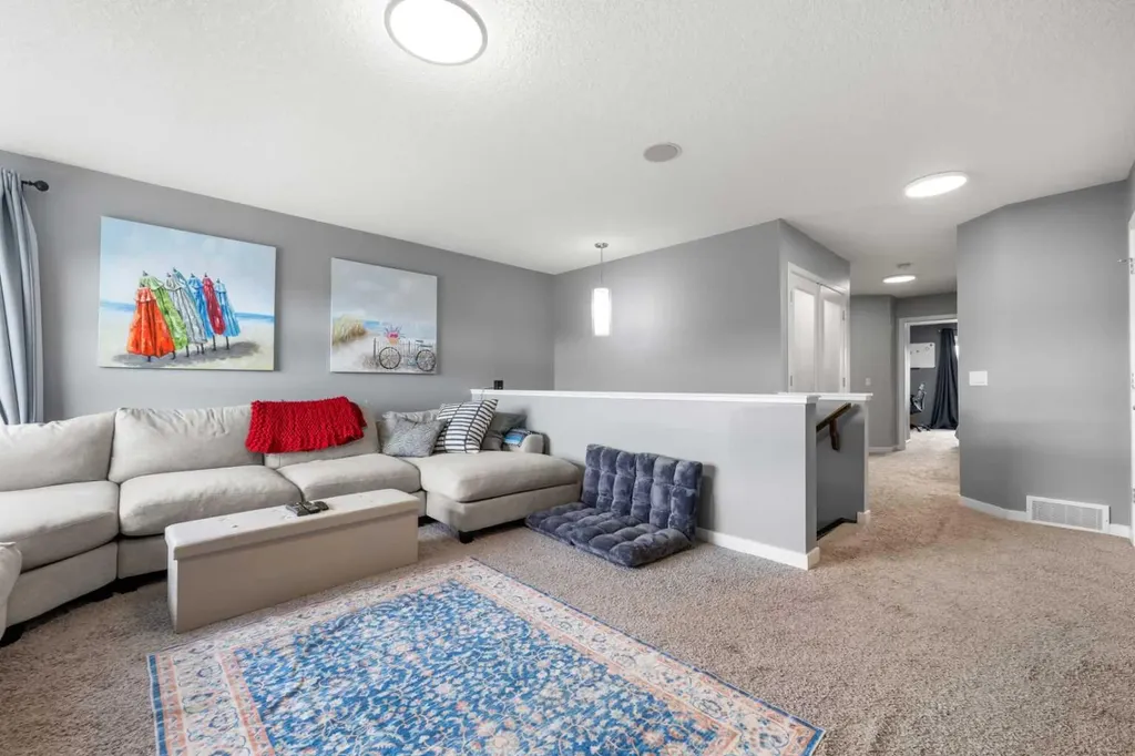 26 Walden Court SE Calgary AB T2X 0N8