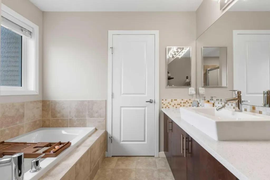 26 Walden Court SE Calgary AB T2X 0N8