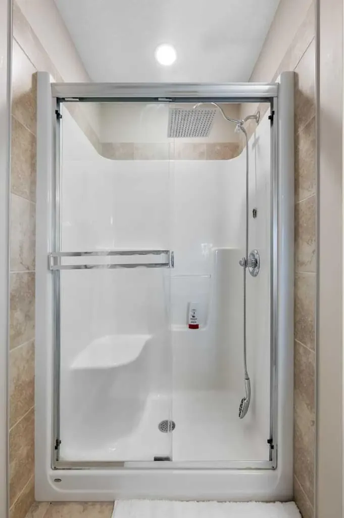 26 Walden Court SE Calgary AB T2X 0N8