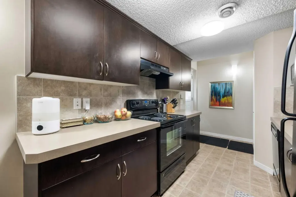 26 Walden Court SE Calgary AB T2X 0N8