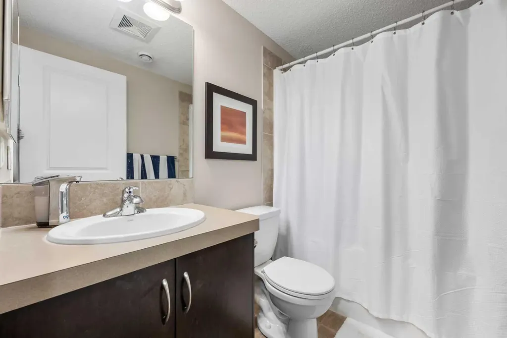 26 Walden Court SE Calgary AB T2X 0N8