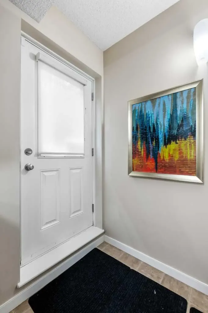 26 Walden Court SE Calgary AB T2X 0N8