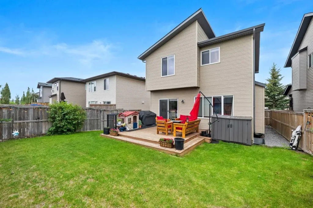 26 Walden Court SE Calgary AB T2X 0N8