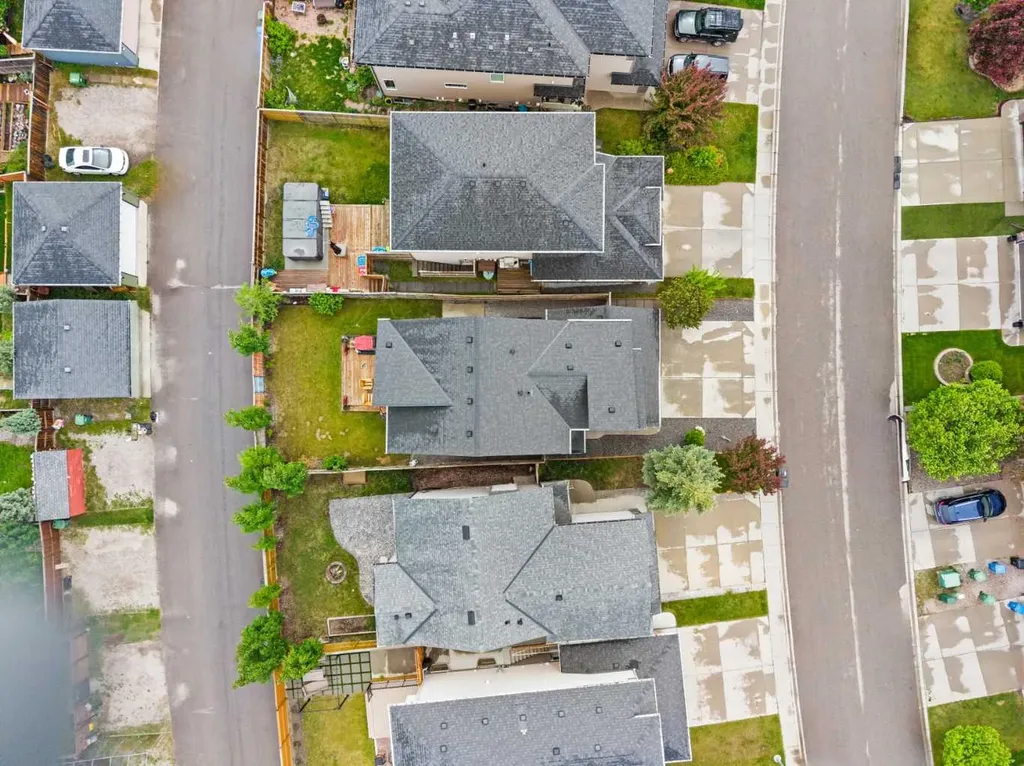 26 Walden Court SE Calgary AB T2X 0N8