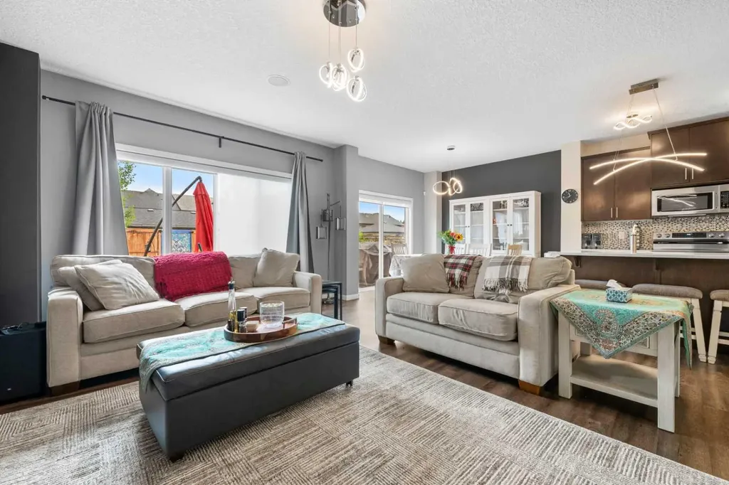 26 Walden Court SE Calgary AB T2X 0N8