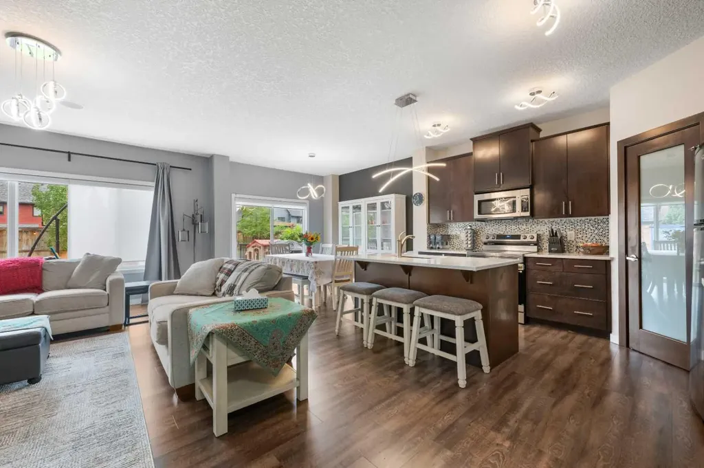 26 Walden Court SE Calgary AB T2X 0N8