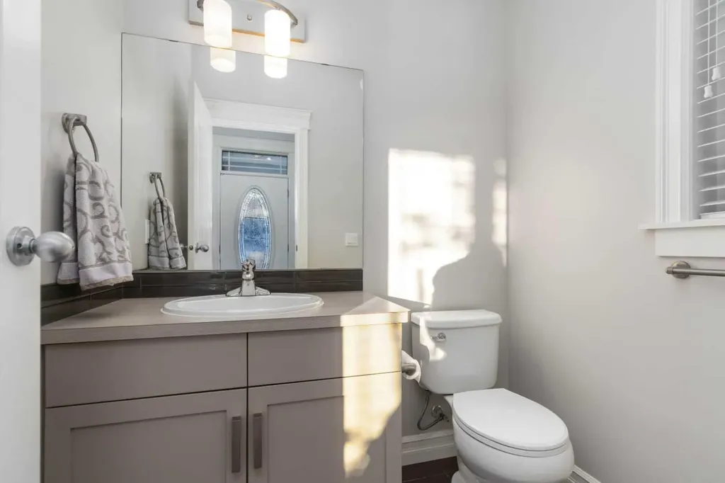 104 Collicott Drive Fort Mcmurray AB T9K 2W8
