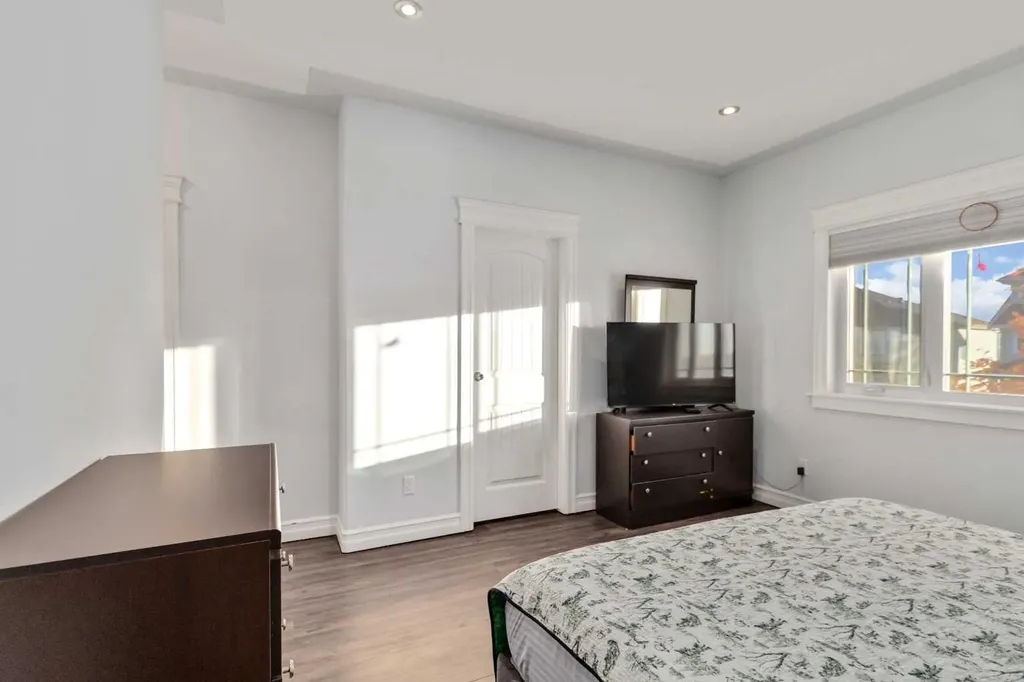 104 Collicott Drive Fort Mcmurray AB T9K 2W8
