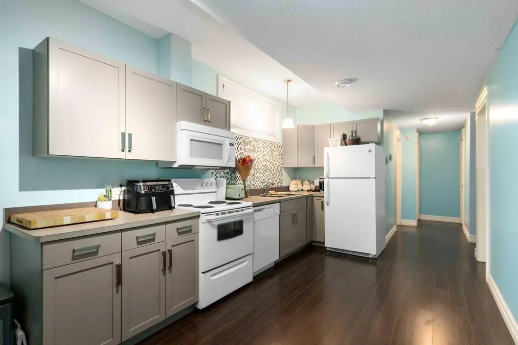 104 Collicott Drive Fort Mcmurray AB T9K 2W8