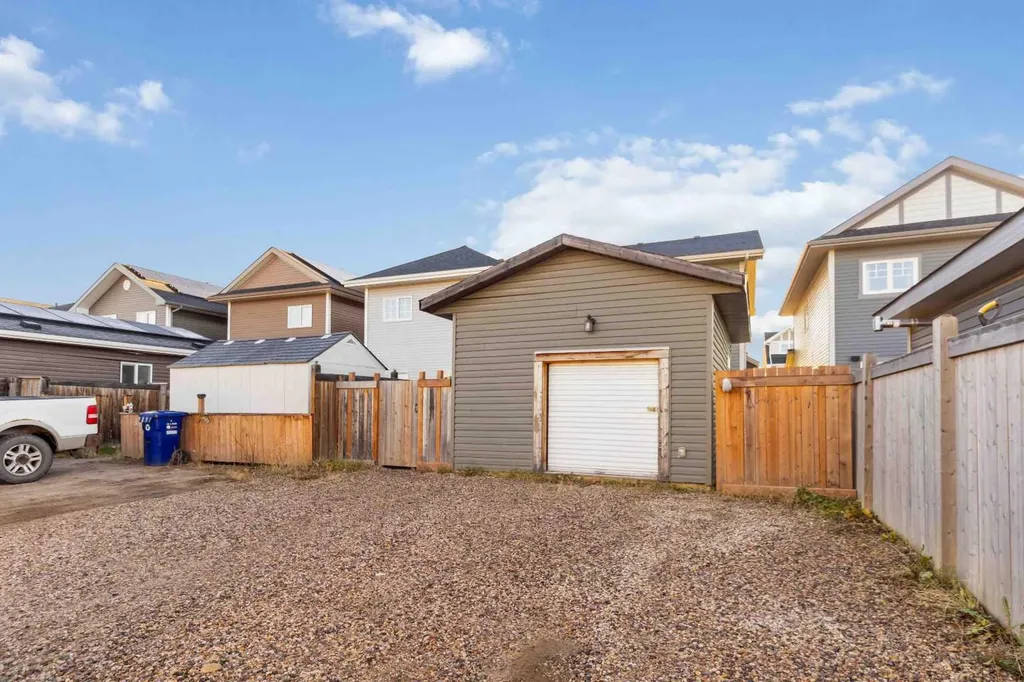 104 Collicott Drive Fort Mcmurray AB T9K 2W8