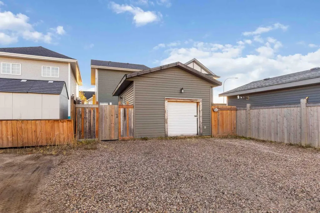 104 Collicott Drive Fort Mcmurray AB T9K 2W8